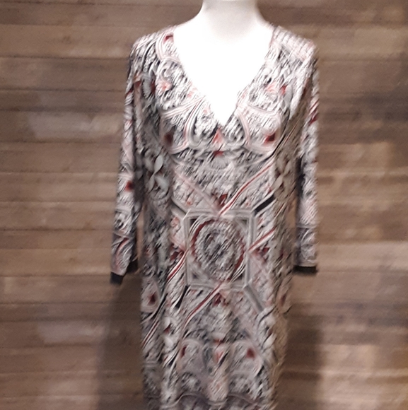 Melissa Paige Dresses & Skirts - Melissa Paige 3/4 sleeve Dress